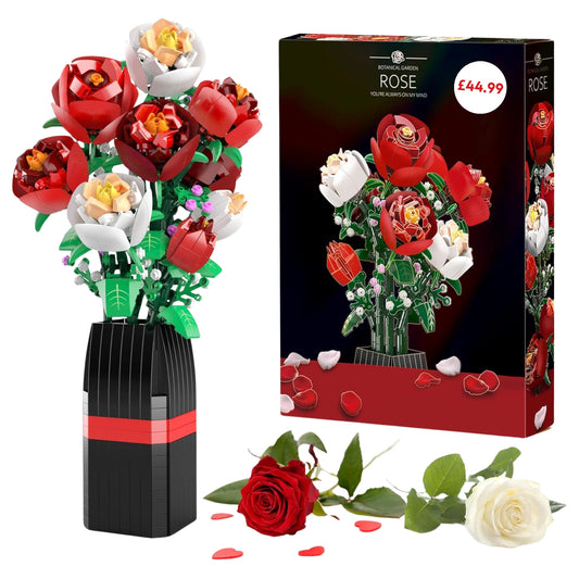 Botanical Red & White Rose Bouquet Luxury Building Set with Vase - 818 Pieces